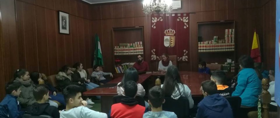 26904179_576134406054672_3029895253432637751_n